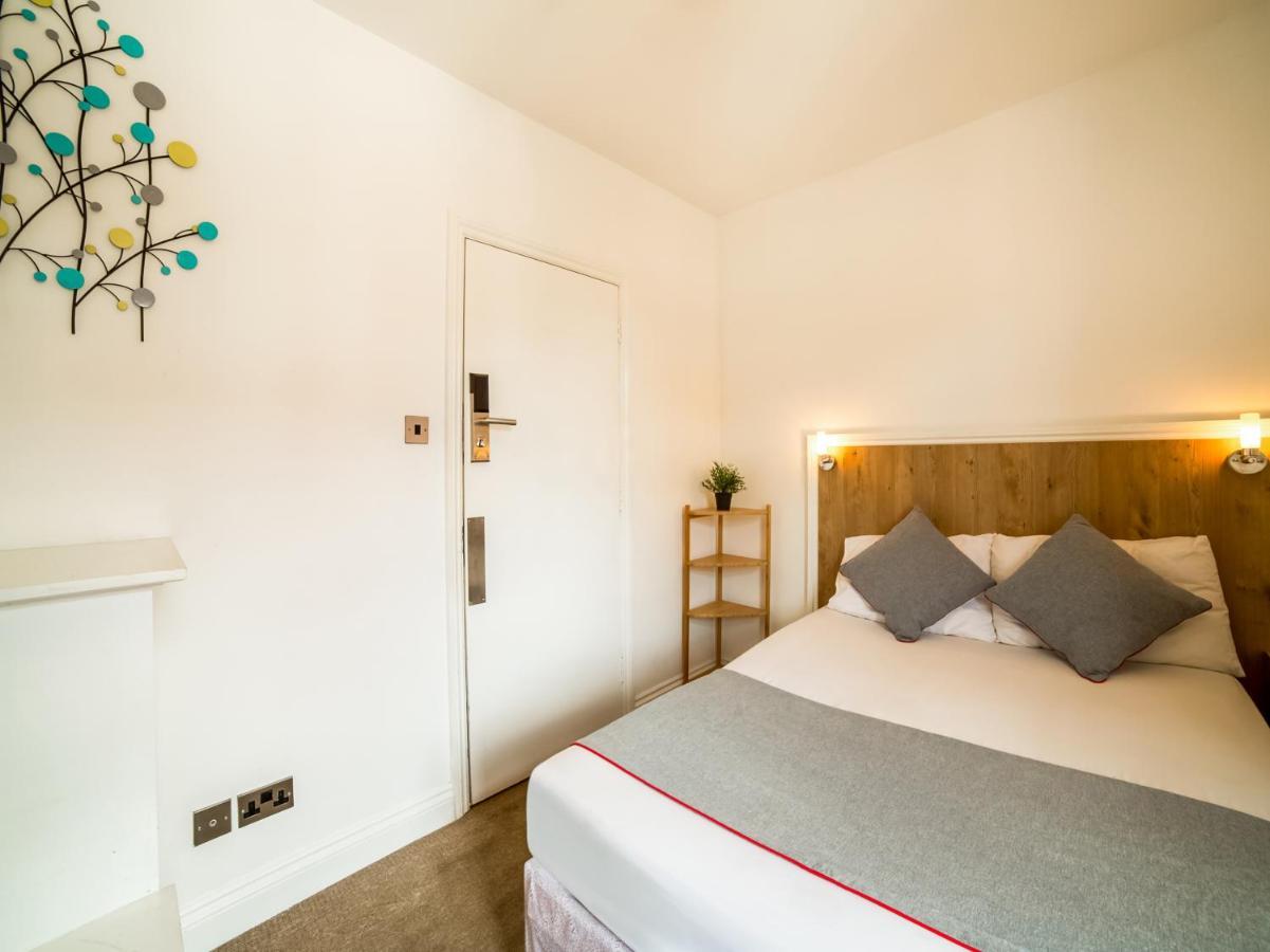 Oyo Tamtam Acton Hotel London Eksteriør billede